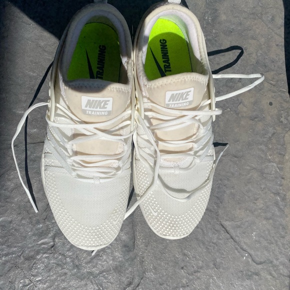 Nike Training Shoes - Picture 5 of 7